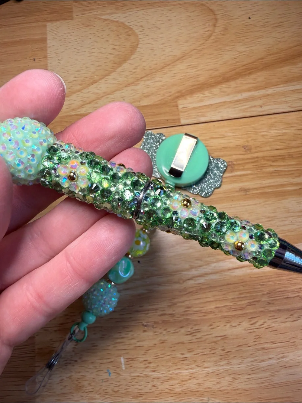 NICU Nurse Green Goose Floral Rhinestone Beaded Pen and Matching Badge Reel Set